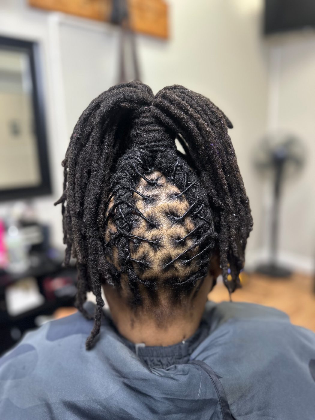 Loc style by RiteB4UrEyes